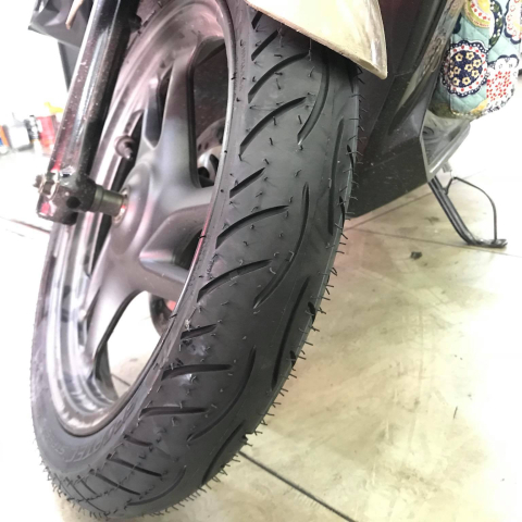 Vỏ Metzeler 70/90-14