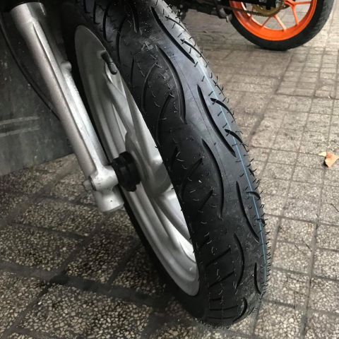 Vỏ Metzeler 70/90-14