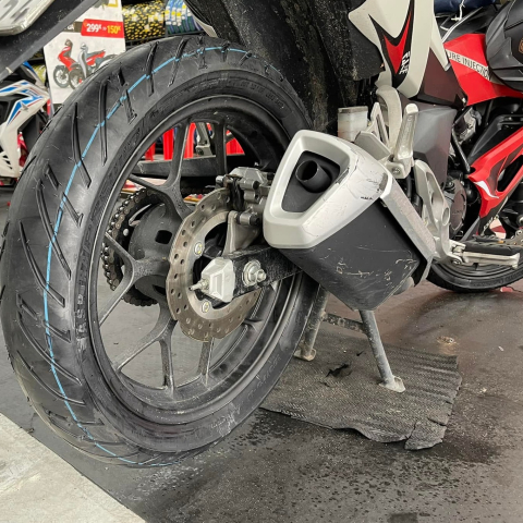 Vỏ xe Aspira Sportivo 130/70-17