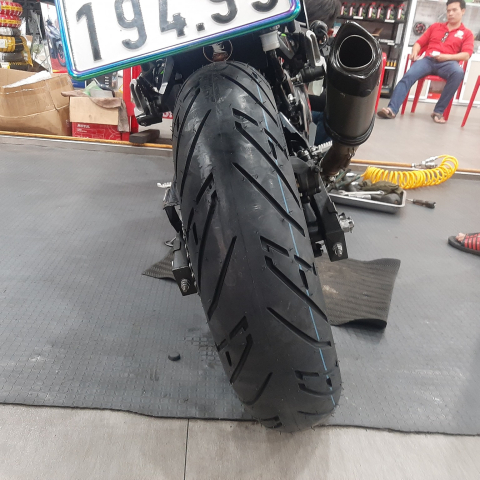 Vỏ xe Aspira Sportivo 160/60-17