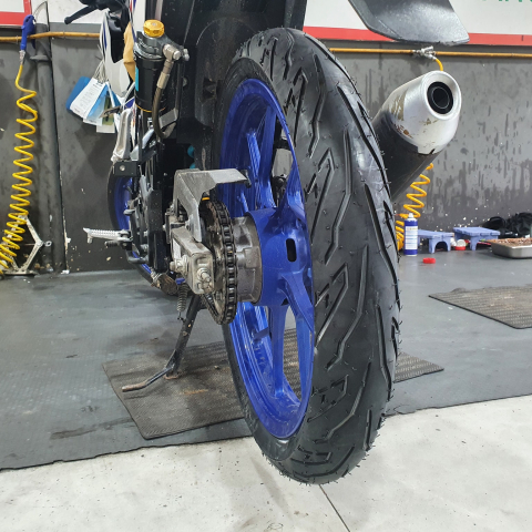 Vỏ xe Aspira Sportivo 90/80-17