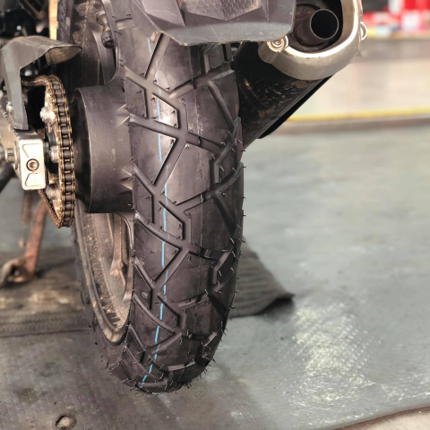 Vỏ xe Aspira Terreno 110/70-17