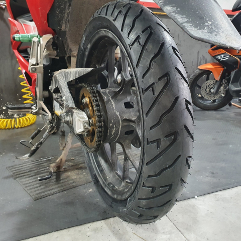Vỏ xe Aspira Urbano 120/70-17