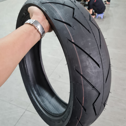 Vỏ xe Champion SHR78 chính hãng 140/70-17