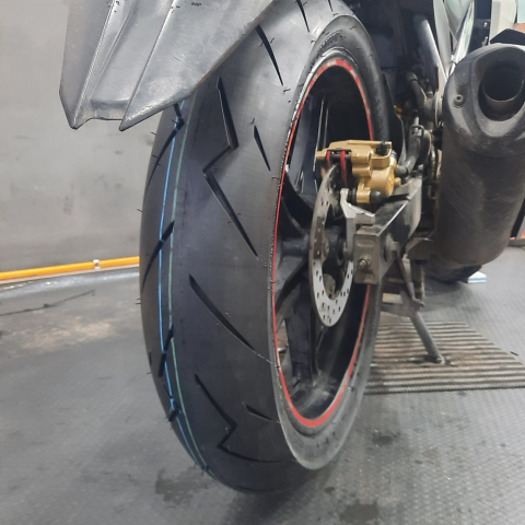 Vỏ xe Champion SHR78 chính hãng 140/70-17