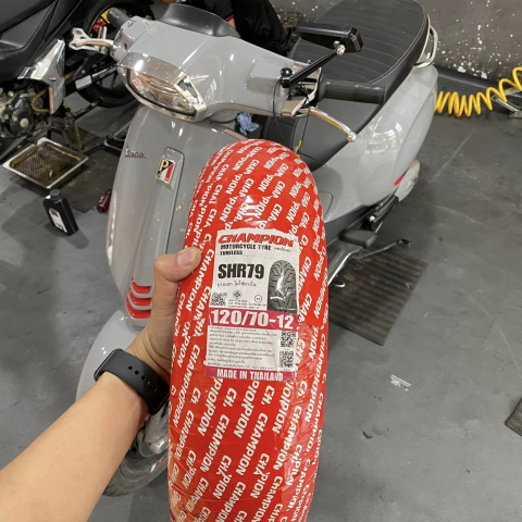 Vỏ xe Champion SHR79 chính hãng 120/70-12