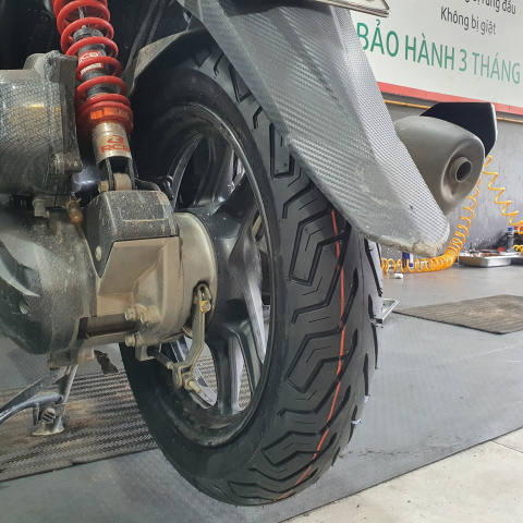 Vỏ xe Champion SHR79 chính hãng 90/90-14