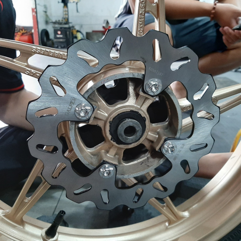 Bộ ốc đĩa Salaya inox cho Exciter, Winner, Sonic (10con)