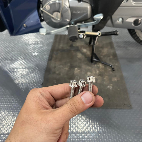 Bộ ốc nồi Salaya inox cho Exciter 135 (5 số)