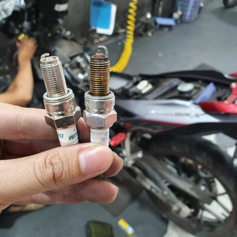 Bugi Denso Iridium Power IU27 cho Winner 150, CBR150, Moto PKL