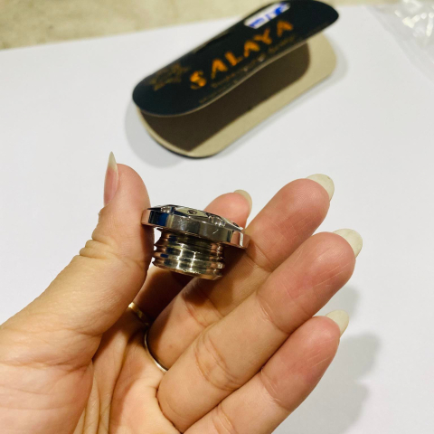 Nắp nhớt inox Salaya cho các dòng xe Honda, Yamaha