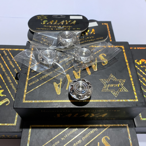 Nắp nhớt inox Salaya cho các dòng xe Honda, Yamaha