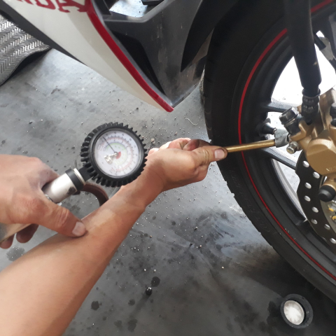 Gói bảo dưỡng xe máy số, xe côn tay tiêu chuẩn 10 bước