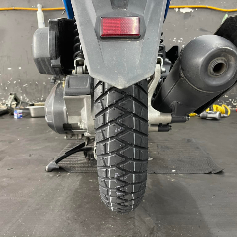 Lốp Michelin Anakee Street (80/90-14 - 90/90-14)