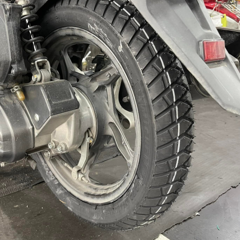 Lốp Michelin Anakee Street (90/80-14 - 100/80-14)