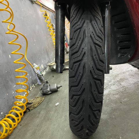 Lốp Michelin City Grip 2 (100/80-16 - 120/80-16)