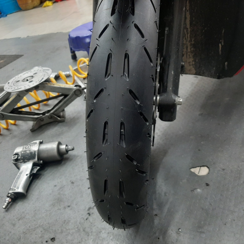 Lốp Michelin Pilot Moto GP (80/90-14 - 90/90-14)