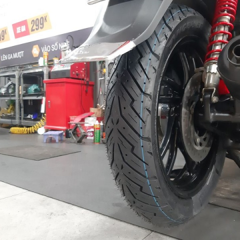 Lốp Pirelli Angel Scooter (100/80-16 - 120/80-16)