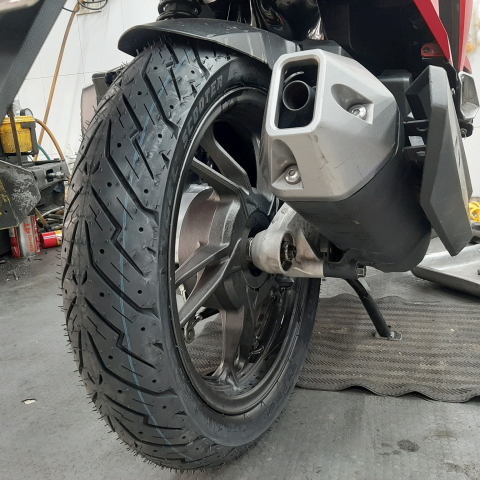 Lốp Pirelli Angel Scooter (90/80-14 - 100/80-14)