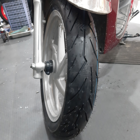 Lốp Pirelli Diablo Rosso Sport (80/90-14 - 90/90-14)