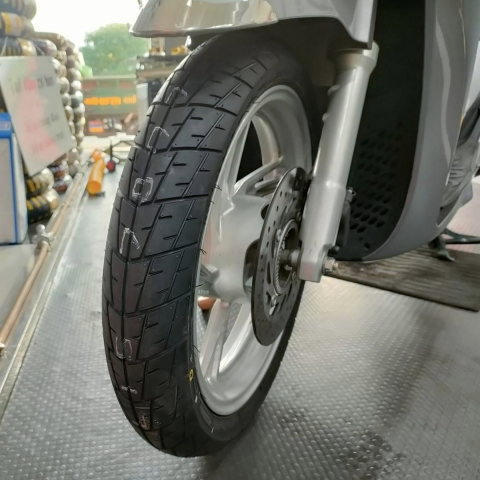 Vỏ Dunlop 100/80-16 K330A cho SH