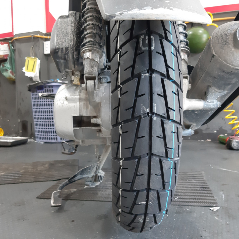 Vỏ Dunlop 120/80-16 K330A cho SH