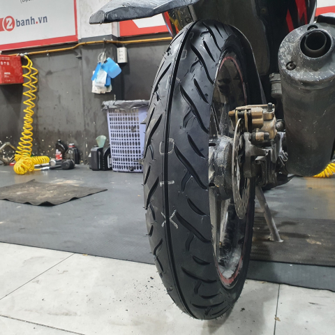 Vỏ xe Dunlop TT902 size 100/70-17