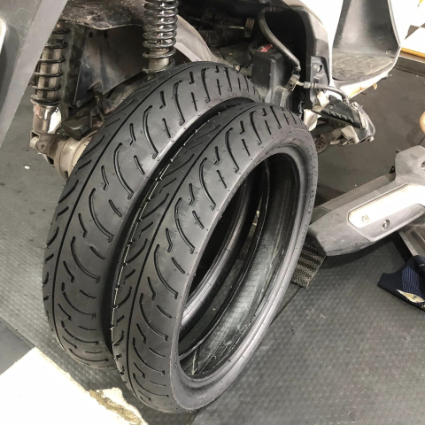 Lốp Champion TD68 (100/80-16 - 120/80-16)