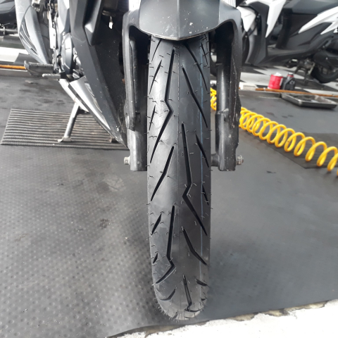 Lốp Pirelli Diablo Rosso Sport (90/80-17 - 120/70-17)