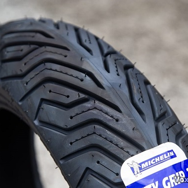 Vỏ Michelin City Grip 2 size 130/70-12