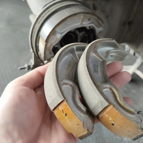 Bố thắng đùm sau Elig cho AB, PCX, Lead, SH Mode, Click, Vario, Vision