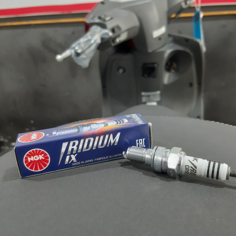 Bugi NGK Iridium CR9EHIX dành cho SH ý, Dylan, PS