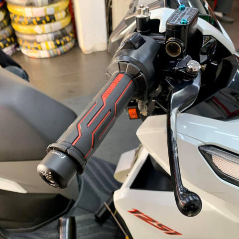 Bao tay Daytona Line chính hãng