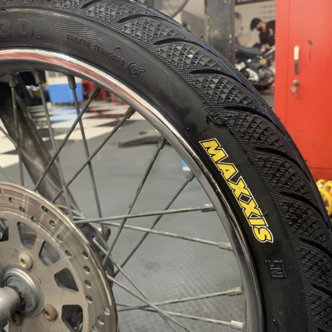 Vỏ Maxxis có ruột 3D (2.50-17 - 2.75-17)