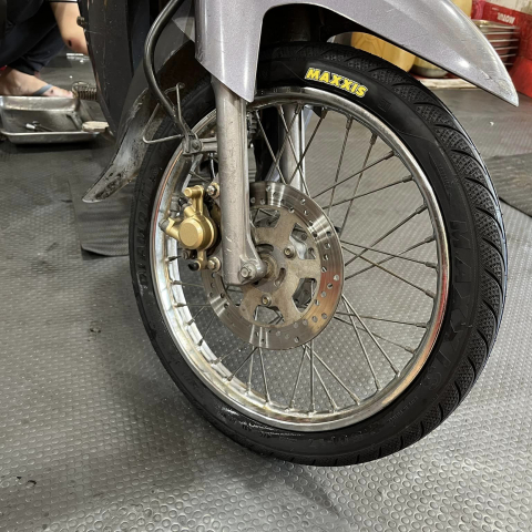 Vỏ có ruột Maxxis 2.50-17 gai kim cương 3D