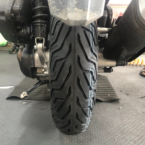 Vỏ xe Champion SHR79 120/70-14 chính hãng