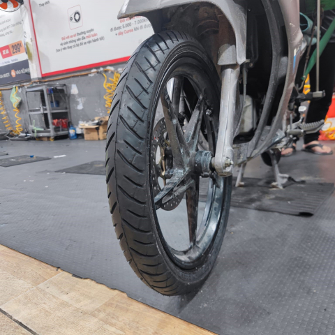 Vỏ CEAT Gripp Max 70/90-17