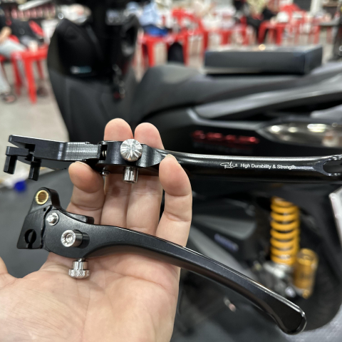 Tay thắng CNC cho Honda Lead