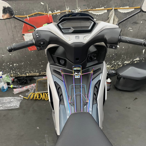 Baga 10ly màu Titan cho Winner X