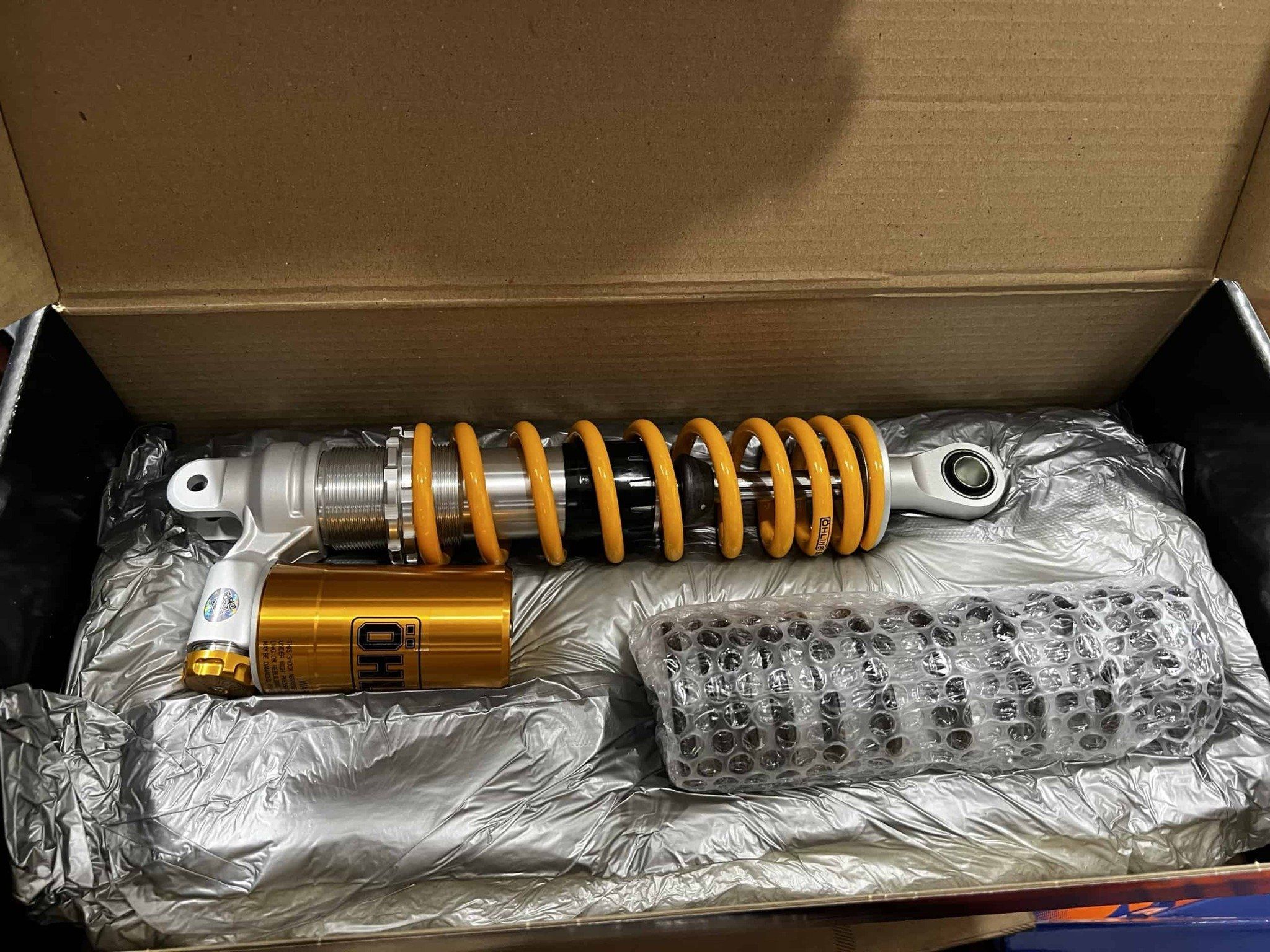 Phuộc Ohlins HO 110032 cho Vario, Click chính hãng