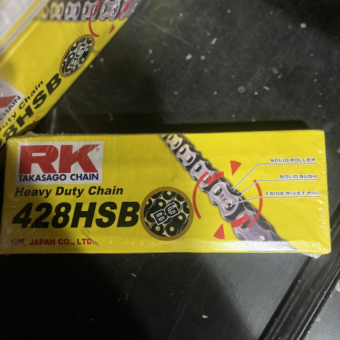 Sên RK vàng đen 428HSB - 132L chính hãng