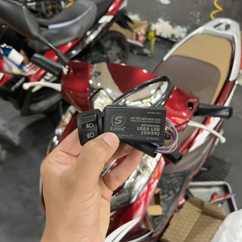 Bộ công tắc đèn Sunfa cho Lead 2020 - 2025 đèn led