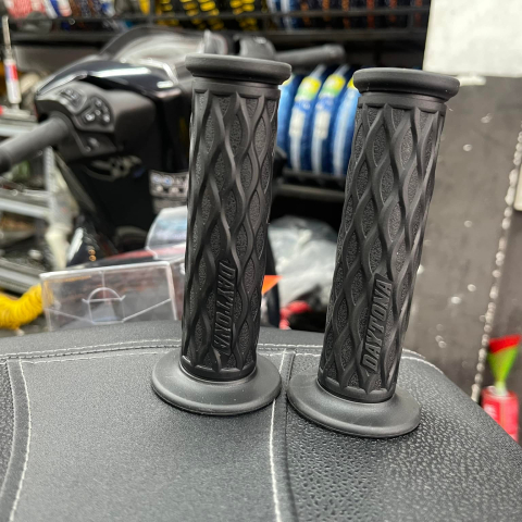 Bao tay Daytona D-NAMI chính hãng