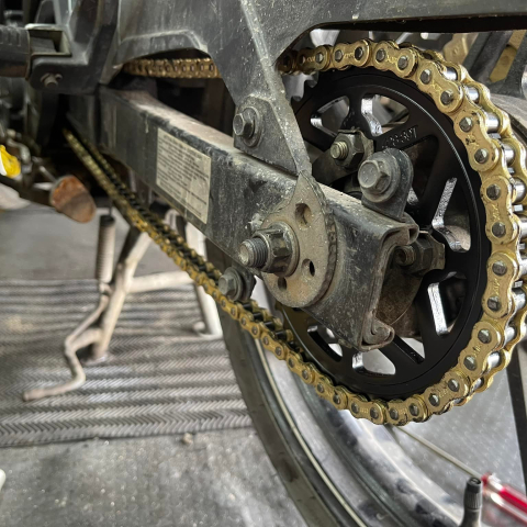 Bộ nhông sên dĩa X1R cho Exciter 135 (114L, Vàng)