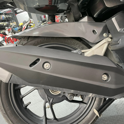 Ốp pô zin chính hãng cho Vario, Click 125/150 đời 2018 - 2022, Vario 125 đời 2023