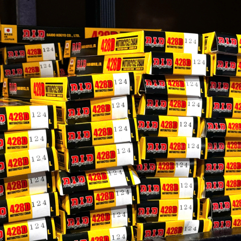 Sên vàng DID 9 ly 428D 124 mắc chính hãng