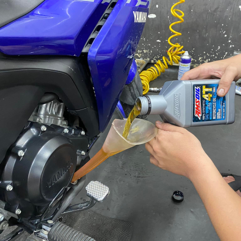 Nhớt Amsoil 10W40 Performance 946ml