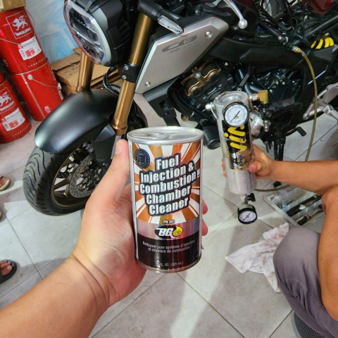 Vệ sinh buồng đốt và kim phun xăng