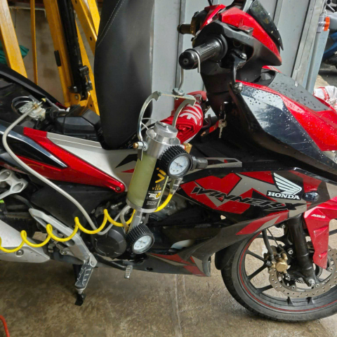 Vệ sinh buồng đốt và kim phun xăng