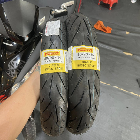 Lốp Pirelli Diablo Rosso Sport (80/90-14 - 90/90-14)
